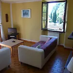 Casa Monastero ميناجيو